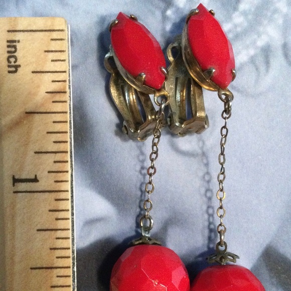 SOLD VTG Lewis Segal  Red Dangle Clip Earrings - Picture 7 of 7